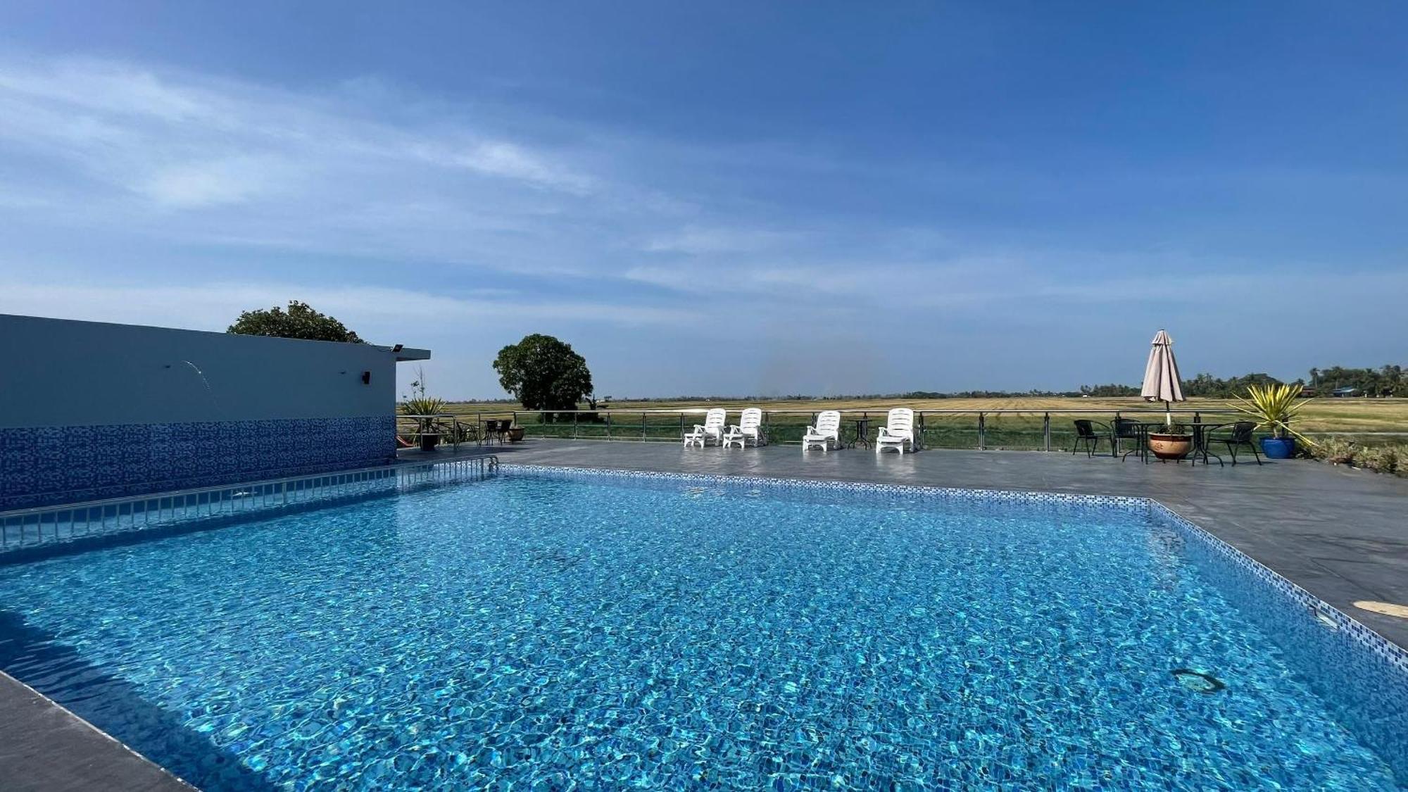 Country Road Homestay Simpang Empat  Εξωτερικό φωτογραφία